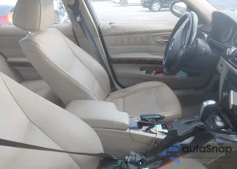 2007 BMW 328Xi z USA, uszkodzony, nr VIN WBAVC93577K035557